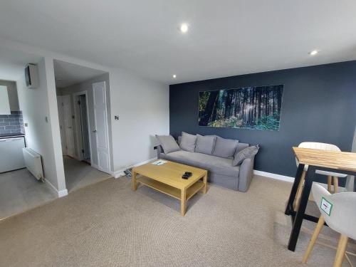 Greenmount - 1 Bed Apartment in Ναάς