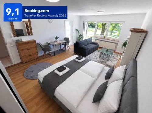Modernes Apartment in Freudenberg am Main 24h Check-in Terrasse mit Blick ins Grüne privater Parkplatz in Freudenberg am Main, Deutschland