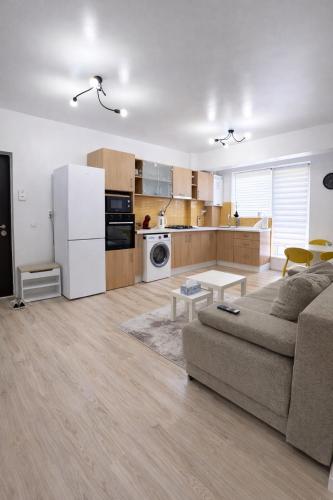 Yellow Apartment in Floresti (Cluj)