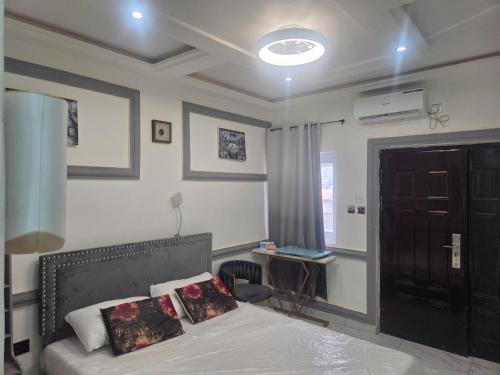 Maryville Apartments in Lakka