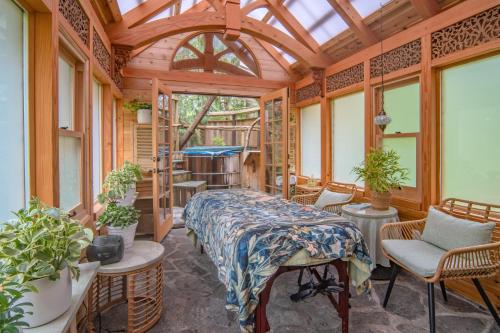 Wellspring Spa at Mount Rainier - image 9
