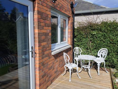 The Green Retreat Edinburgh, 2-minute walk to bus stop in Morningside