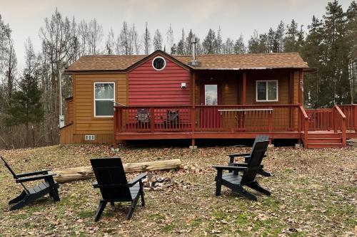 The Self-Care Tiny Cabin in Parsons (TN)