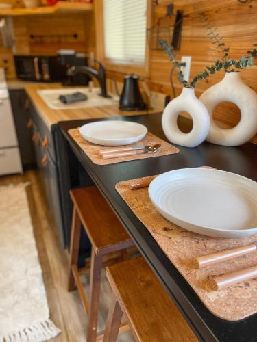 The Self-Care Tiny Cabin in Parsons (TN)