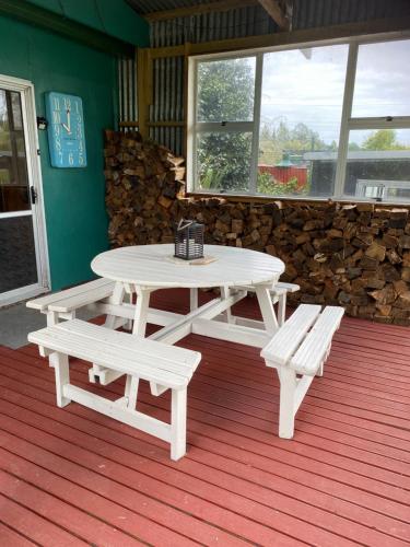 Waitomo Farmstay - Cabin 3 or 4 in Hangatiki