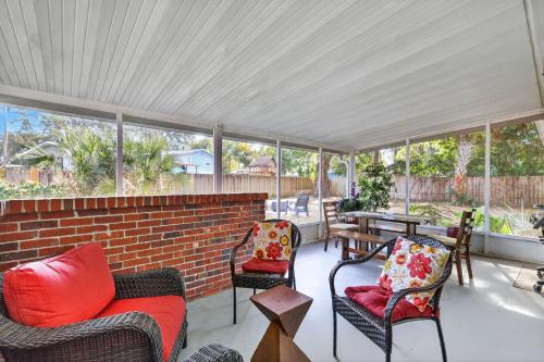 NEW! Cozy Ocala Vacation Home Pets Friendly in Ocala, USA