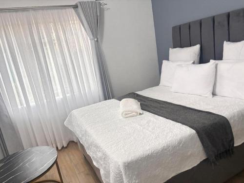 Blissful Haven in 马托波斯