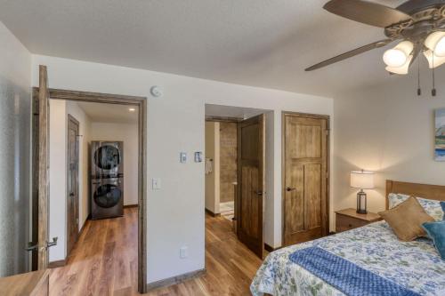 The Gold Hill Chalet - image 7