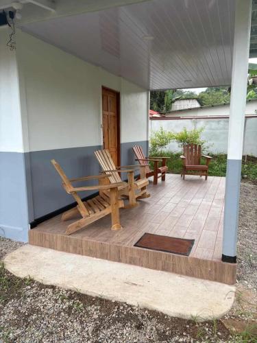 ระเบียง/ชานเรือน, Cabinas Los Tucanes in กาอุยตา