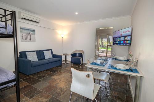 Busselton Villas & Glamping Village Room Type - Queen Studio