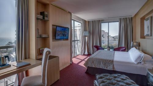 room detail thumbnail 0