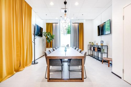 Courtyard by Marriott Tampere City in 坦佩雷