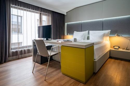 room detail thumbnail 0