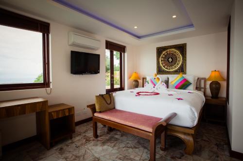 room detail thumbnail 0