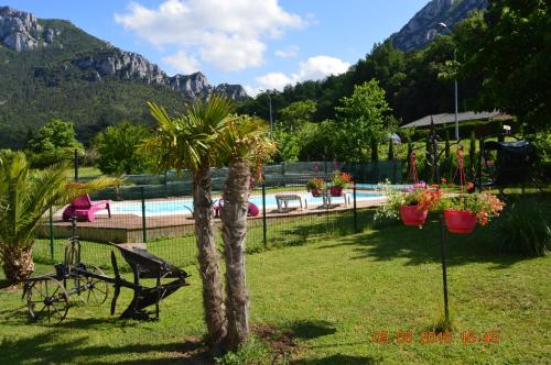Svømmebasseng, La Riviere Lune in Belvianes Et Cavirac