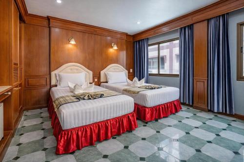 room detail thumbnail 0