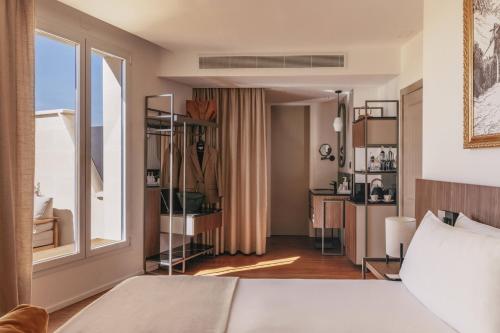 room detail thumbnail 0