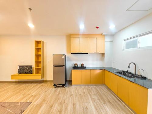 Tiffany Resident Apartment - image 4