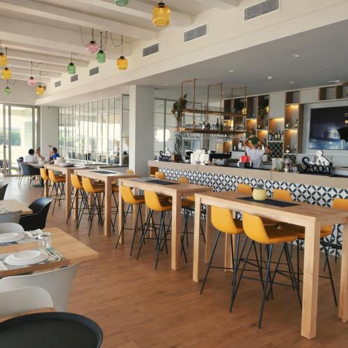 Restorāns, SUN & SEA apartments in Thalassa Beach Resort, Northern Cyprus in Vokolida