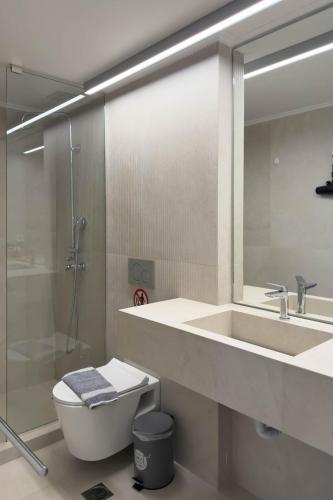 One-Bedroom Apartment - Kolonaki - image 23