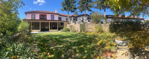 The 3 Pines GuestHouse - Трите Бора in Dryanovo