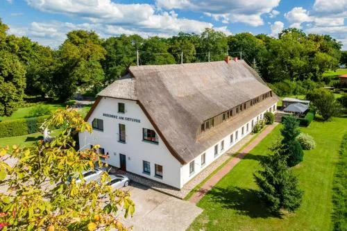 Reetdachhotel - Residenz am Ostufer in Boek, Deutschland