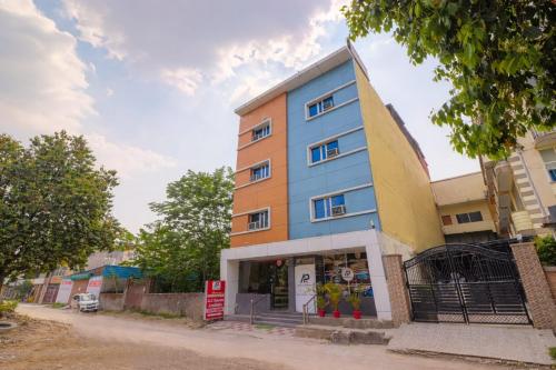HOTEL DWARKADHEESH, Haridvár