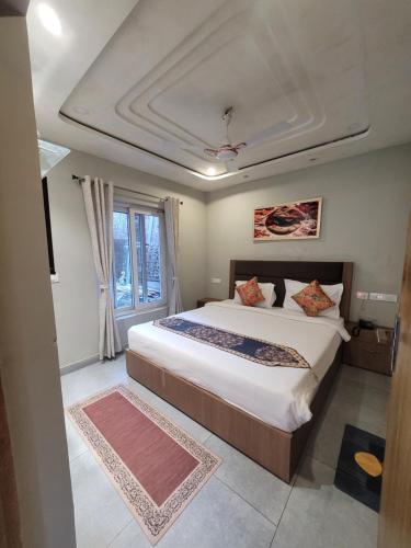Lakeview RnR Premium stay - Nainital