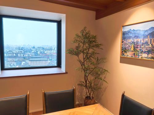 View, The Bell and Drum Towers Within Sight Hotel in Yu Xiang Gate
