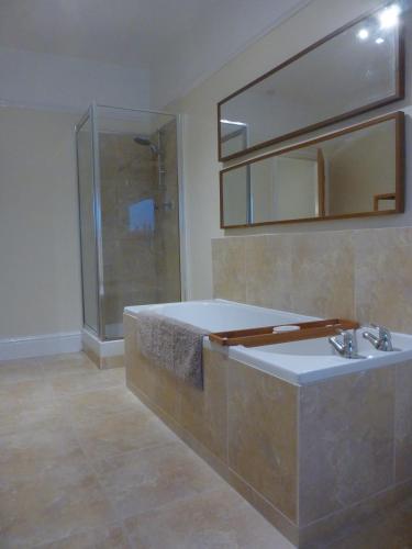 Shower, Mersey View, Two Bedroom Apartment, Liverpool in Crosby