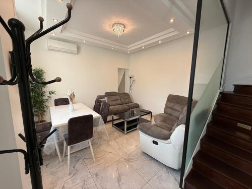 Central Grenoble Lovely House - Location saisonnière - Grenoble