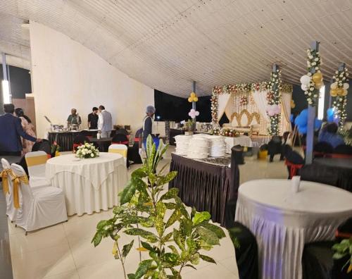 Hotel Tania Searock – Daman, MS