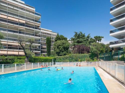 Appart avec terrasse Juan-les-Pins 5 min de la plage