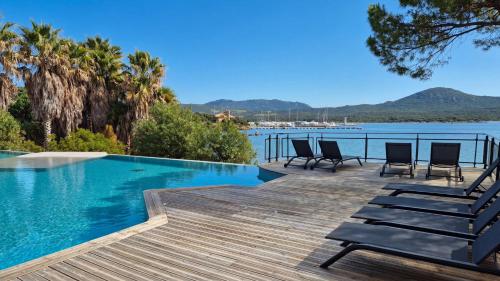 Seadmed, Perla di Mare - T3 avec piscine et accès plage (Perla di Mare - T3 avec piscine et acces plage) in Figari