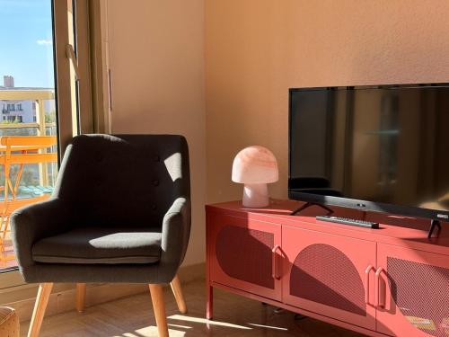 Appartement T3 piscine, parking, proche des plages