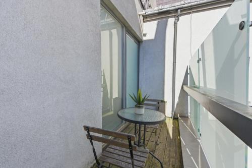 Exterior view, Cozy Apartment Piccadilly in Buckhurst Hill