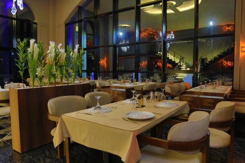 Restorāns, Gelevera Park - Otel Spa Restaurant in Tirebolu