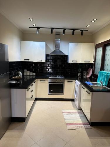 Green view & new decor, stylish new apartment! in 카보 네그로