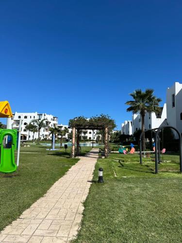 Green view & new decor, stylish new apartment! in Cabo Negro