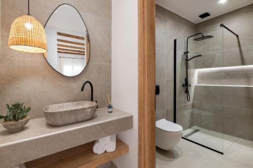 Onar -Quiet Luxury Suites with Private Jacuzzi-Ideal for Couples 2