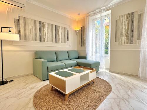 Beautiful 2-bedroom apartment 5-minute walk to Promenade des Anglais