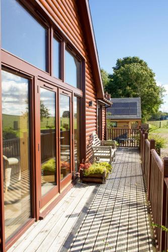Зовнішній вигляд готелю, Plum Tree Lodge in Errol