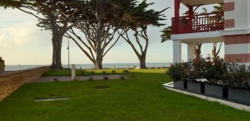 Appartement confortable à 40 mètres de la plage (Appartement confortable a 40 metres de la plage) in Pléneuf-Val-André