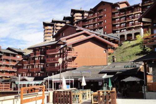 Residence Pralin - AGREABLE DUPLEX OUEST, QUARTIER DU CHATELET, IDEAL FAMILLE MAE-7446 in Meribel