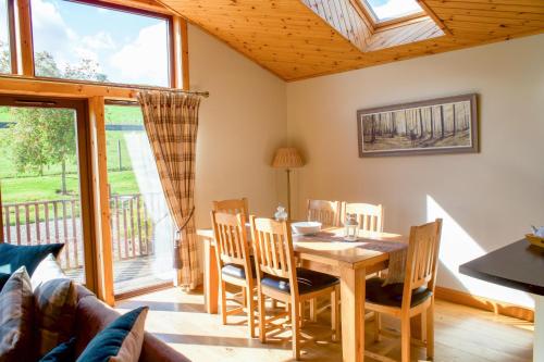 Зовнішній вигляд готелю, Plum Tree Lodge in Errol