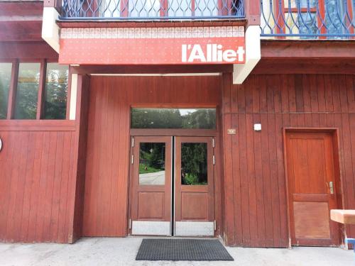 Residence Alliet - Duplex pour 5 personnes proche des pistes et des commerces dans le village de Cha in Charmettoger