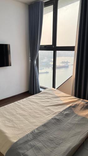 Can ho 3212 Green Diamond Ha Long View chinh bien near Bai Chay Bridge