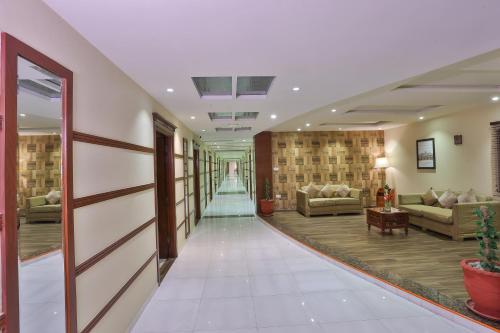Avari Xpress Faisalabad in Faisalabad