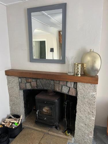 Hallow Cottage in Plumb Bridge