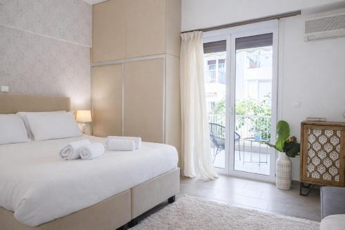 Tropicana Beachside Stay in Vouliagmeni, Atény